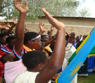 Abanyarwanda bitabiriye kubana byemewe n