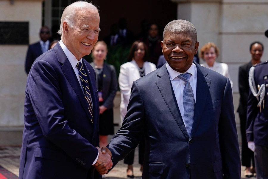 Biden yakiranywe urugwiro muri Angola