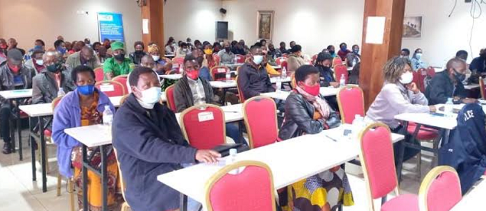 Bamwe mu bayobozi bavugwaho guhishira abatera abana inda