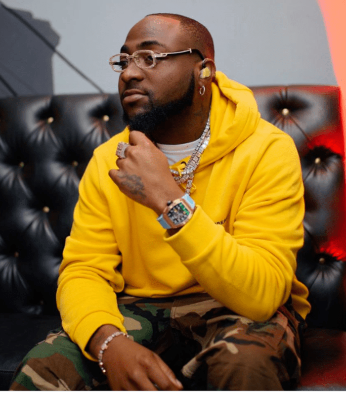 Umuhanzi Davido wo muri Nigeria yiyemeje kugira uruhare mu kurwanya icyorezo cya COVID-19