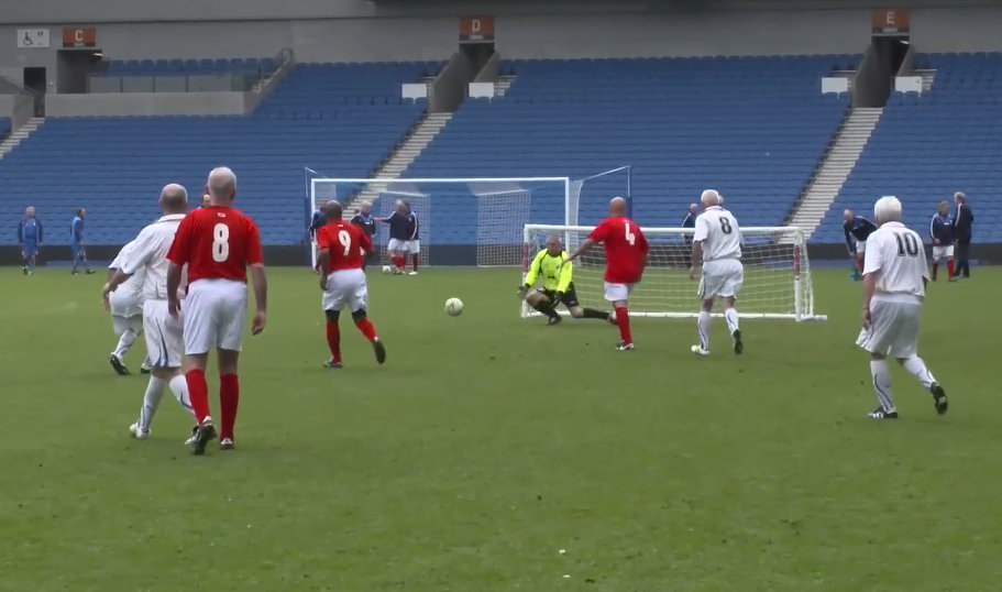 Ni umukino w'abasheshe akanguhe