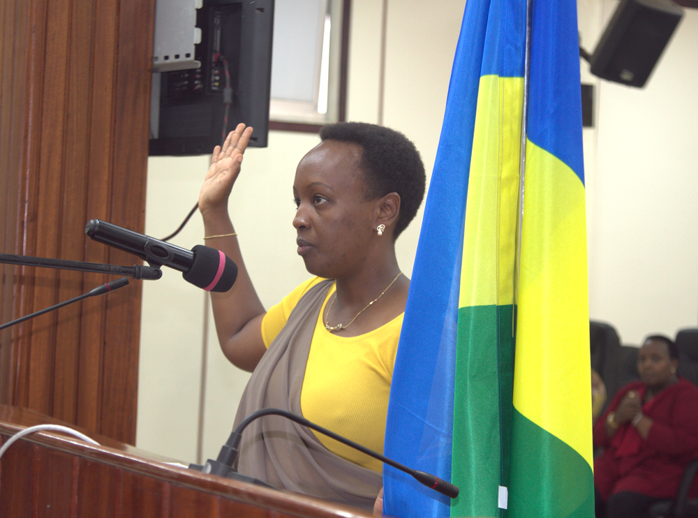 Umutoni Gatsinzi Nadine yarahiye