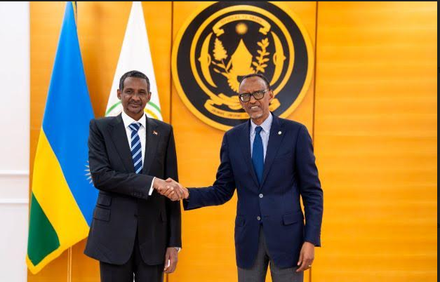 Perezida Kagame yakiriye General Dagalo wo muri Sudani 