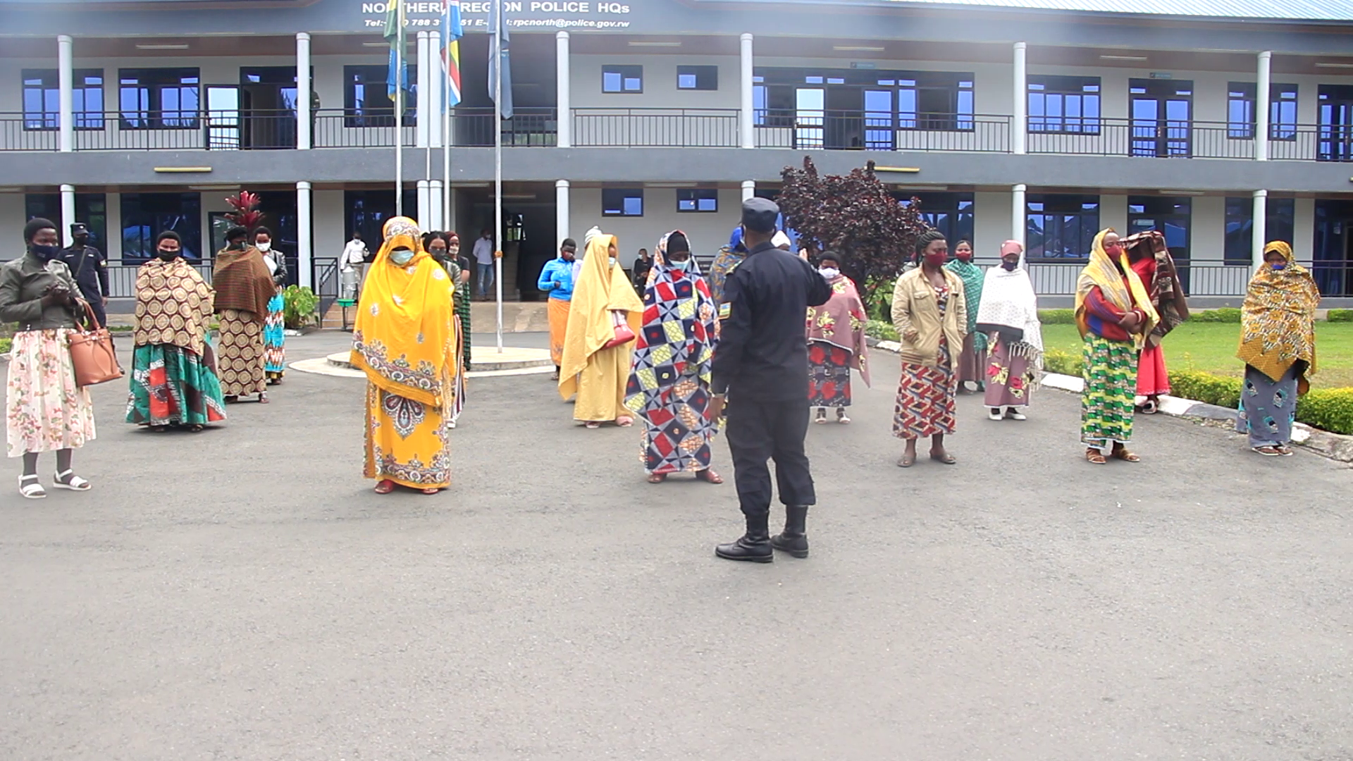 Bahawe ubutumwa bukubiyemo amabwiriza yo kwirinda Covid-19