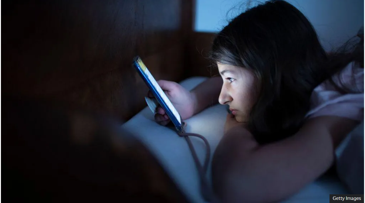 Muri Australia hatowe itegeko ribuza abana gukoresha imbuga nkoranyambaga 