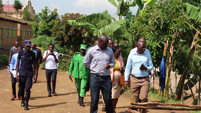 Itsinda ry'abagenzuzi ba Minisiteri y'uburezi ryageze no muri muri GS Cyanika