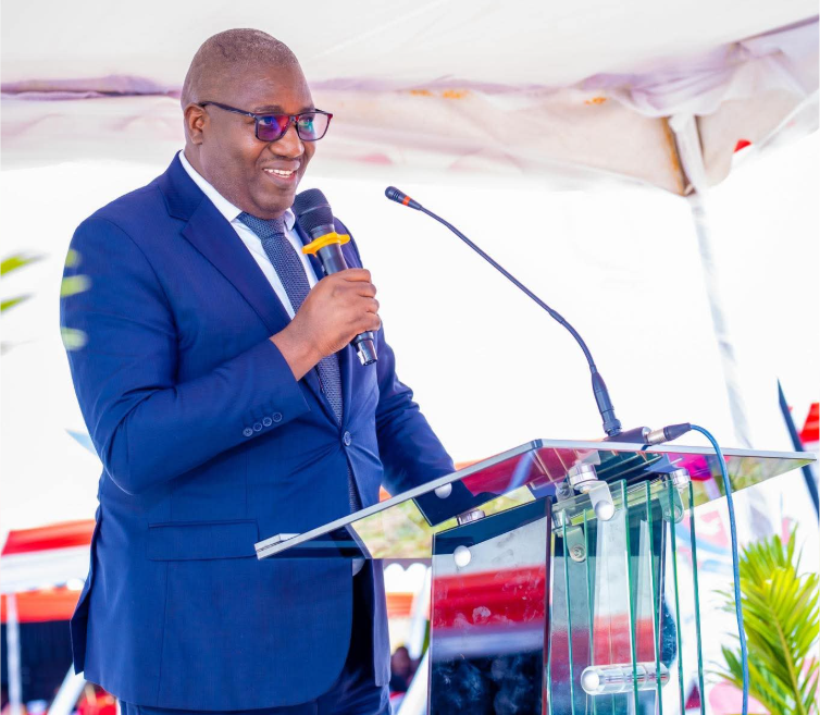 Minisitiri Mugenzi yasabye amadini n'amatorero kurwanya inyigisho ziyobya abaturage