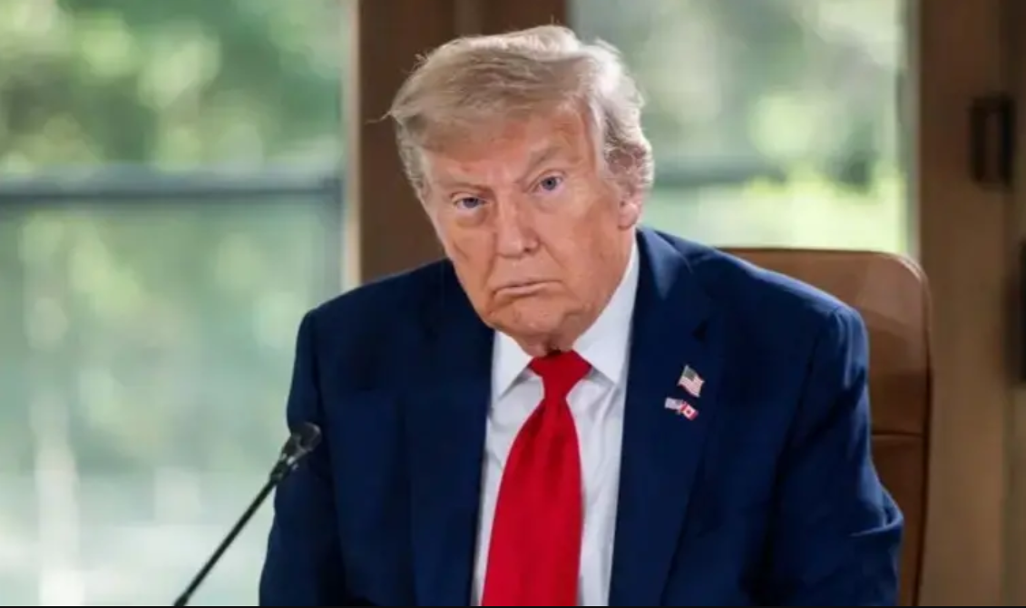 Trump yasabye ko abantu bakwihutira kuva muri Teheran