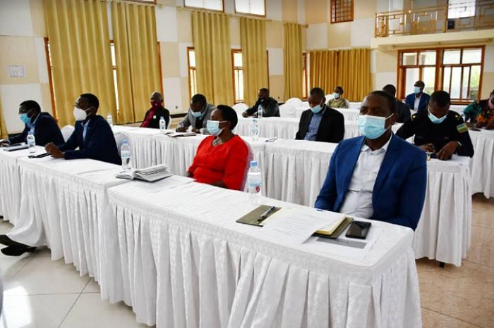 Abitabiriye ihuriro rya 13 rya Unity Club Intararumuri i Musanze