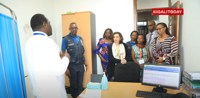 Umuyobozi wa UN Women yasobanuriwe imikorere ya ‘Isange One Stop Center